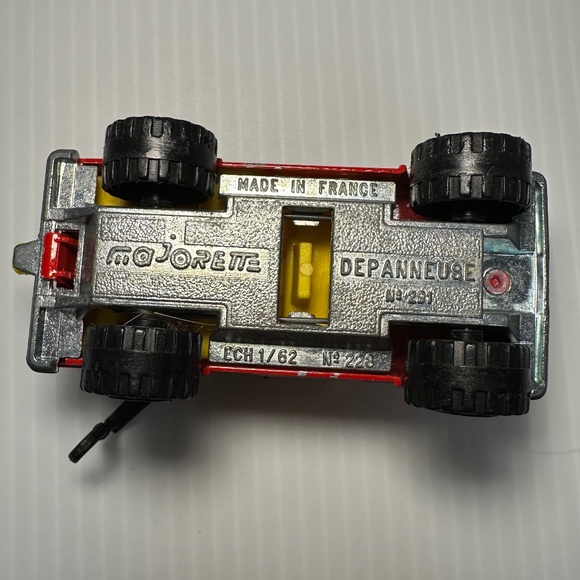 Vintage Majorette Depanneuse Auto Assistance #228 Chevy Silverado 4x4 Tow Truck - Picture 8 of 8